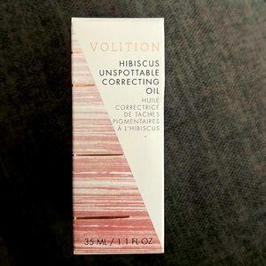 Volition Hibiscus unspottable correcting oil